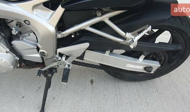 Серый Ямаха FZ6 N, объемом двигателя 0.6 л и пробегом 46 тыс. км за 4600 $, фото 9 на Automoto.ua