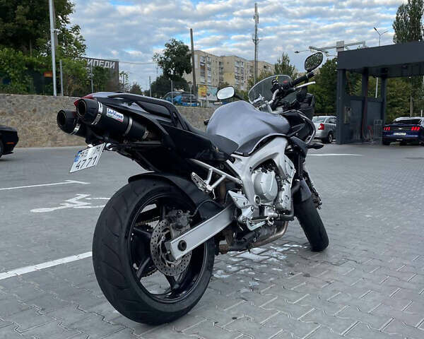 Серый Ямаха FZ6 S, объемом двигателя 0.6 л и пробегом 50 тыс. км за 4700 $, фото 6 на Automoto.ua