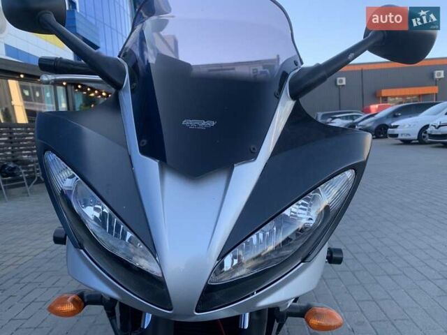 Ямаха FZ6 S2, объемом двигателя 0 л и пробегом 25 тыс. км за 5800 $, фото 7 на Automoto.ua
