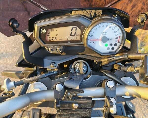 Чорний Ямаха FZ8, об'ємом двигуна 0 л та пробігом 24 тис. км за 7700 $, фото 2 на Automoto.ua
