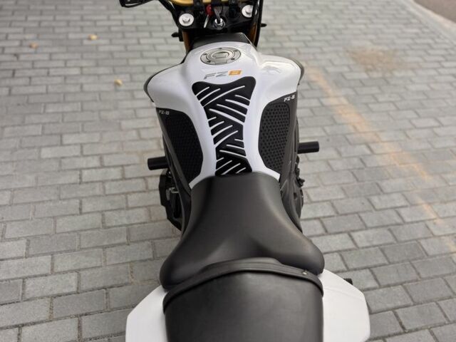 Ямаха FZ8, объемом двигателя 0.8 л и пробегом 0 тыс. км за 5950 $, фото 12 на Automoto.ua