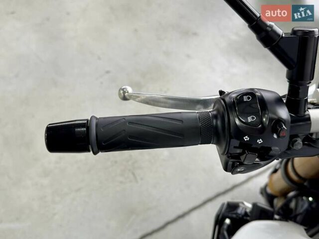 Ямаха FZ8, объемом двигателя 0.8 л и пробегом 25 тыс. км за 6999 $, фото 16 на Automoto.ua