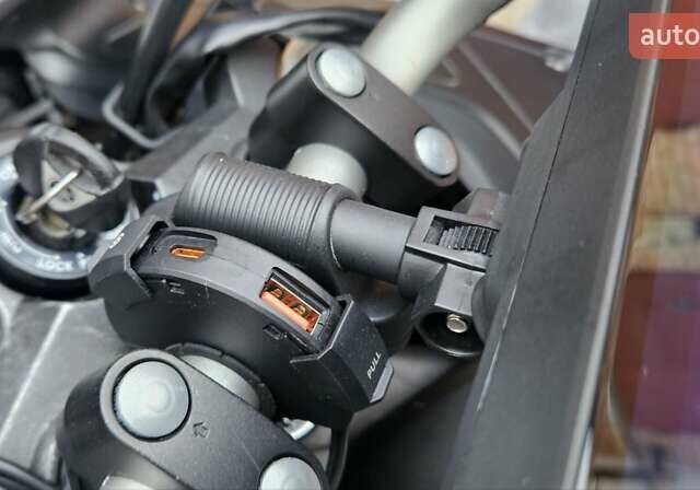 Ямаха FZ8-SA, об'ємом двигуна 0.8 л та пробігом 17 тис. км за 7600 $, фото 33 на Automoto.ua