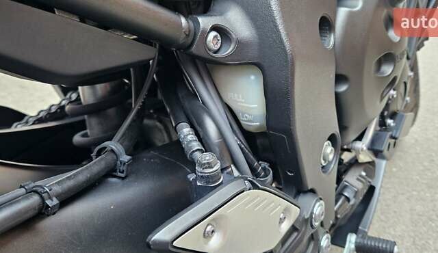 Ямаха FZ8-SA, об'ємом двигуна 0.8 л та пробігом 17 тис. км за 7600 $, фото 16 на Automoto.ua