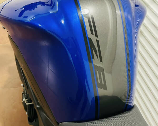 Синий Ямаха FZ8, объемом двигателя 0.8 л и пробегом 33 тыс. км за 8600 $, фото 35 на Automoto.ua