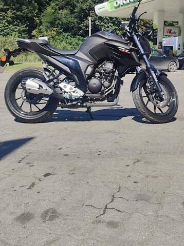 Черный Ямаха FZ 25, объемом двигателя 0.25 л и пробегом 1 тыс. км за 3600 $, фото 9 на Automoto.ua