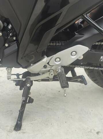Черный Ямаха FZ 25, объемом двигателя 0.25 л и пробегом 1 тыс. км за 3600 $, фото 6 на Automoto.ua