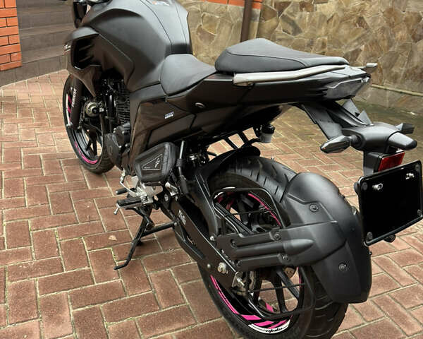 Ямаха FZ 25, объемом двигателя 0 л и пробегом 6 тыс. км за 3000 $, фото 5 на Automoto.ua