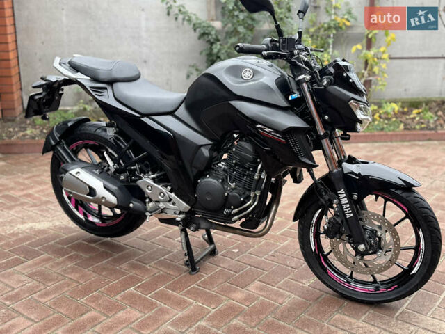 Ямаха FZ 25, объемом двигателя 0 л и пробегом 6 тыс. км за 3000 $, фото 1 на Automoto.ua