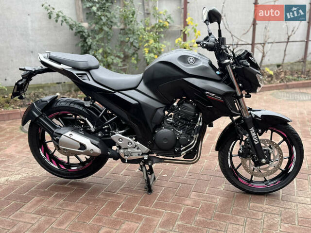 Ямаха FZ 25, объемом двигателя 0 л и пробегом 6 тыс. км за 3000 $, фото 2 на Automoto.ua