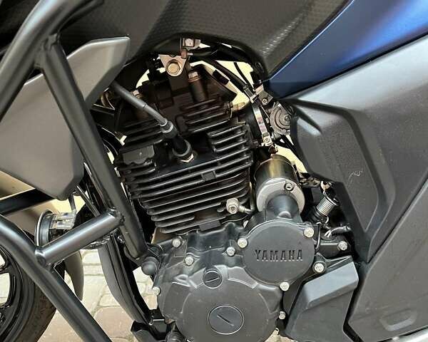 Синий Ямаха FZ 25, объемом двигателя 0.25 л и пробегом 4 тыс. км за 2950 $, фото 4 на Automoto.ua