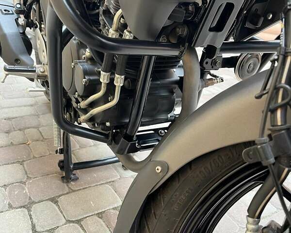 Синий Ямаха FZ 25, объемом двигателя 0.25 л и пробегом 4 тыс. км за 2950 $, фото 8 на Automoto.ua