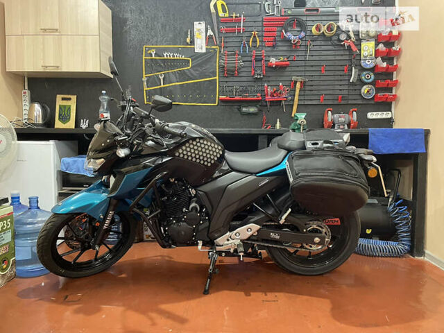 Синий Ямаха FZ 25, объемом двигателя 0.25 л и пробегом 1 тыс. км за 3766 $, фото 2 на Automoto.ua