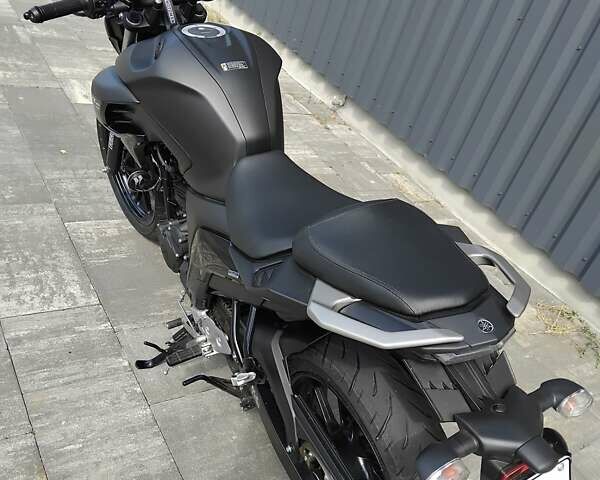 Чорний Ямаха FZ 250, об'ємом двигуна 0.25 л та пробігом 1 тис. км за 3900 $, фото 5 на Automoto.ua