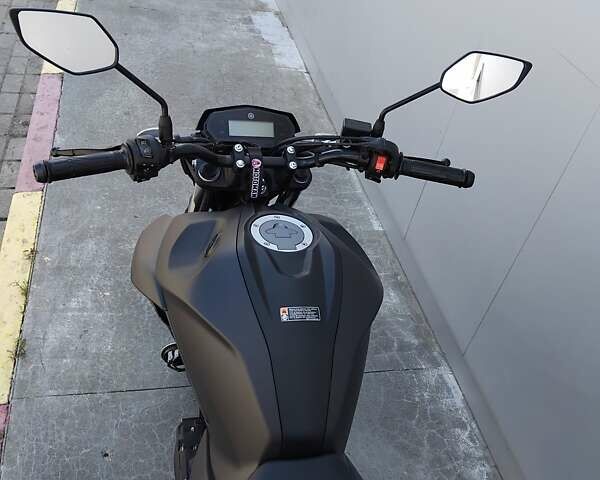 Чорний Ямаха FZ 250, об'ємом двигуна 0.25 л та пробігом 1 тис. км за 3900 $, фото 28 на Automoto.ua