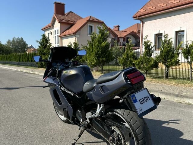 Ямаха FZR 600R, объемом двигателя 0.6 л и пробегом 0 тыс. км за 1800 $, фото 3 на Automoto.ua