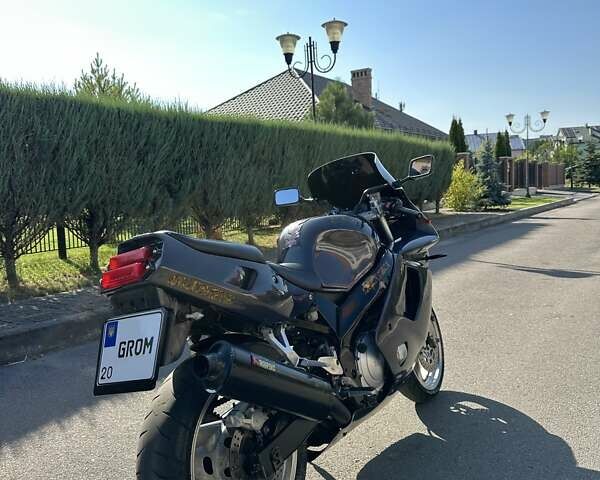 Синий Ямаха FZR 600R, объемом двигателя 0 л и пробегом 36 тыс. км за 2350 $, фото 5 на Automoto.ua