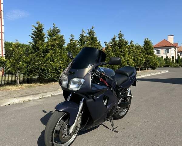 Синий Ямаха FZR 600R, объемом двигателя 0 л и пробегом 36 тыс. км за 2350 $, фото 1 на Automoto.ua