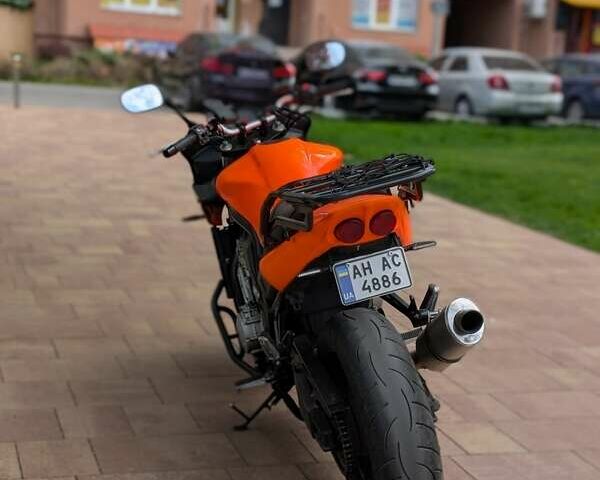 Помаранчевий Ямаха FZS 1000 Fazer, об'ємом двигуна 1 л та пробігом 92 тис. км за 4600 $, фото 6 на Automoto.ua