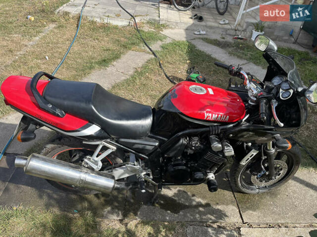 Черный Ямаха FZS 600 Fazer, объемом двигателя 0.6 л и пробегом 71 тыс. км за 3100 $, фото 6 на Automoto.ua