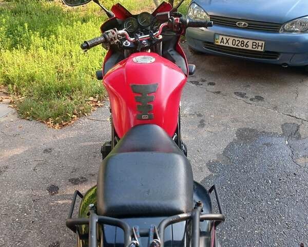 Красный Ямаха FZS 600 Fazer, объемом двигателя 0.6 л и пробегом 58 тыс. км за 3050 $, фото 3 на Automoto.ua