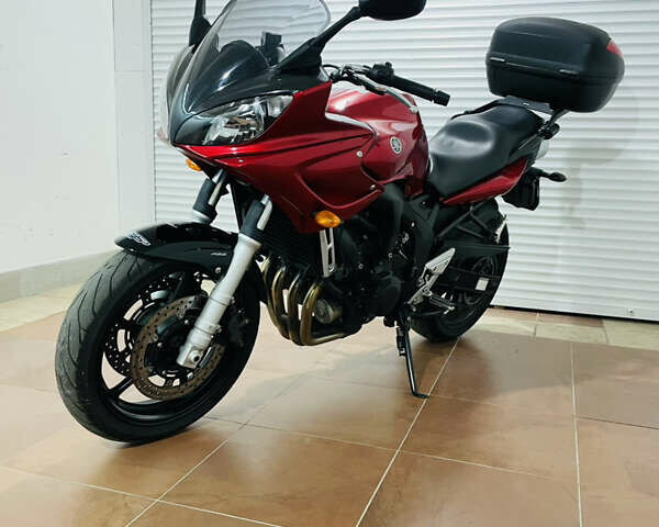 Красный Ямаха FZS 600 Fazer, объемом двигателя 0.6 л и пробегом 9 тыс. км за 6200 $, фото 8 на Automoto.ua