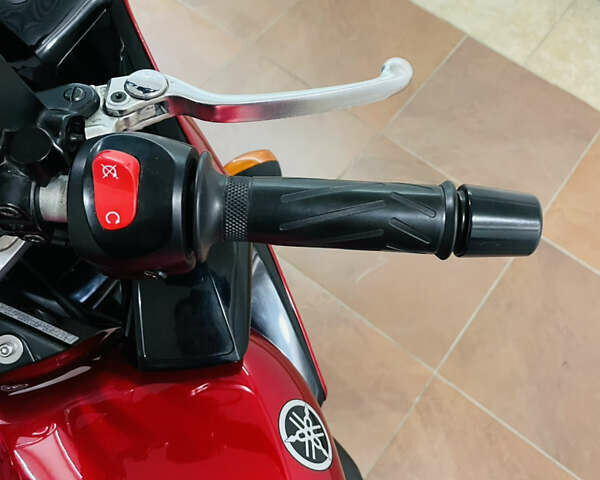 Красный Ямаха FZS 600 Fazer, объемом двигателя 0.6 л и пробегом 9 тыс. км за 6200 $, фото 17 на Automoto.ua