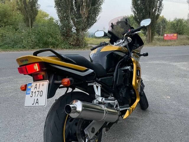 Ямаха FZS 600 Fazer, объемом двигателя 0.6 л и пробегом 0 тыс. км за 2800 $, фото 4 на Automoto.ua