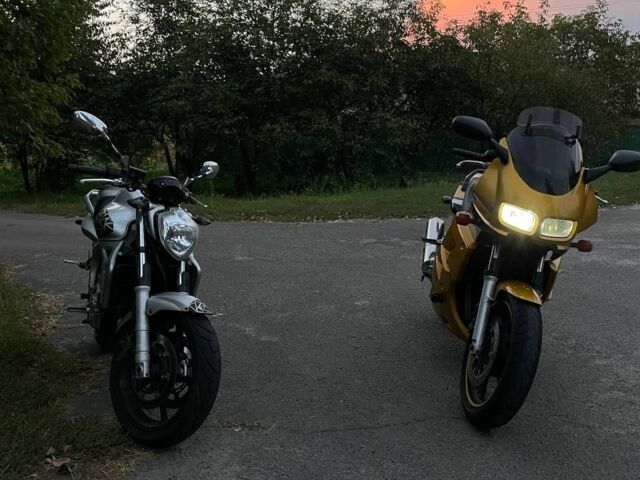 Ямаха FZS 600 Fazer, объемом двигателя 0.6 л и пробегом 0 тыс. км за 2800 $, фото 5 на Automoto.ua