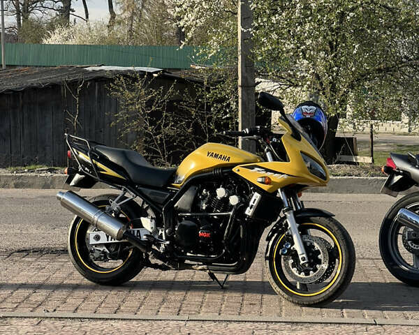 Жовтий Ямаха FZS 600 Fazer, об'ємом двигуна 0.6 л та пробігом 64 тис. км за 3200 $, фото 3 на Automoto.ua