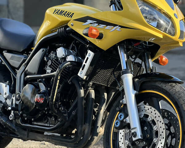 Жовтий Ямаха FZS 600 Fazer, об'ємом двигуна 0.6 л та пробігом 64 тис. км за 3200 $, фото 2 на Automoto.ua