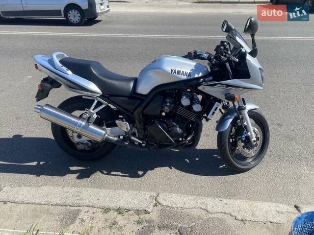 Сірий Ямаха FZS 600 Fazer, об'ємом двигуна 0.6 л та пробігом 56 тис. км за 5800 $, фото 19 на Automoto.ua
