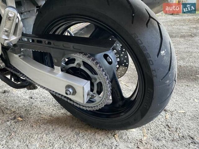 Сірий Ямаха FZS 600 Fazer, об'ємом двигуна 0.6 л та пробігом 56 тис. км за 5800 $, фото 8 на Automoto.ua