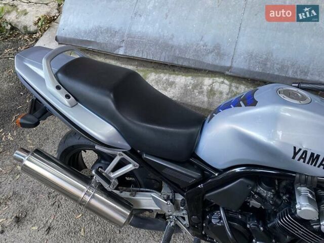 Сірий Ямаха FZS 600 Fazer, об'ємом двигуна 0.6 л та пробігом 56 тис. км за 5800 $, фото 3 на Automoto.ua