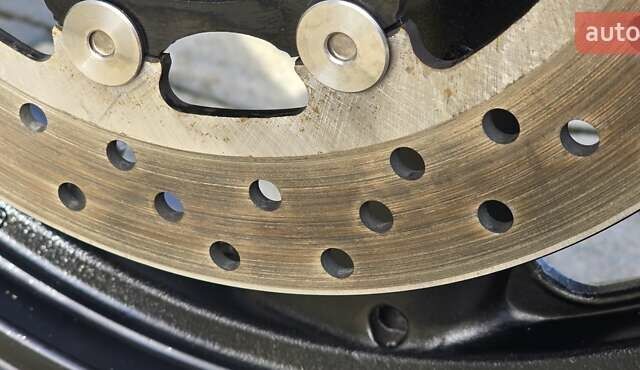 Синий Ямаха FZS 600 Fazer, объемом двигателя 0.6 л и пробегом 40 тыс. км за 4100 $, фото 18 на Automoto.ua