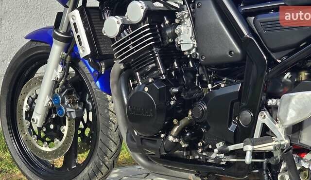 Синий Ямаха FZS 600 Fazer, объемом двигателя 0.6 л и пробегом 40 тыс. км за 4100 $, фото 9 на Automoto.ua