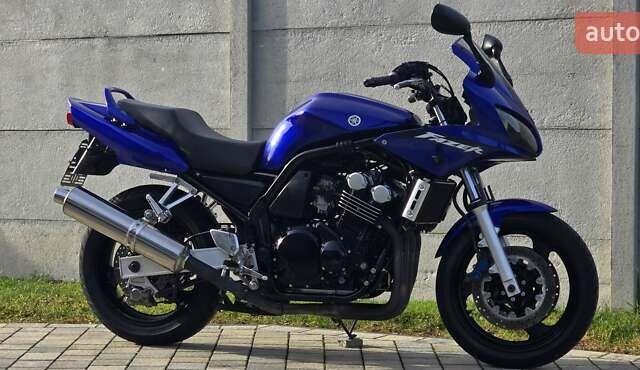 Синий Ямаха FZS 600 Fazer, объемом двигателя 0.6 л и пробегом 40 тыс. км за 4100 $, фото 3 на Automoto.ua