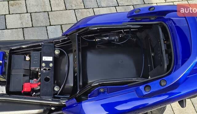 Синий Ямаха FZS 600 Fazer, объемом двигателя 0.6 л и пробегом 40 тыс. км за 4100 $, фото 53 на Automoto.ua