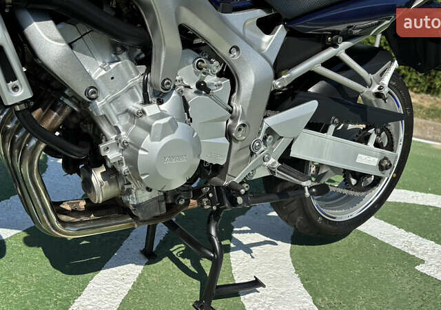 Синий Ямаха FZS 600 Fazer, объемом двигателя 0.6 л и пробегом 34 тыс. км за 4499 $, фото 33 на Automoto.ua