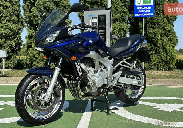 Синий Ямаха FZS 600 Fazer, объемом двигателя 0.6 л и пробегом 34 тыс. км за 4499 $, фото 2 на Automoto.ua
