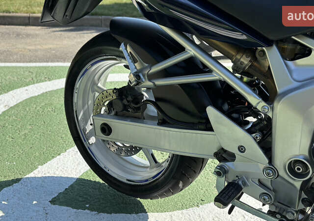 Синий Ямаха FZS 600 Fazer, объемом двигателя 0.6 л и пробегом 34 тыс. км за 4499 $, фото 28 на Automoto.ua