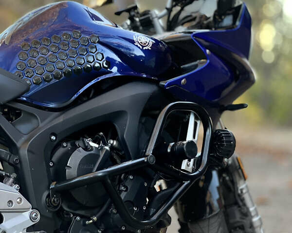 Синий Ямаха FZS 600 Fazer, объемом двигателя 0.6 л и пробегом 61 тыс. км за 5200 $, фото 3 на Automoto.ua