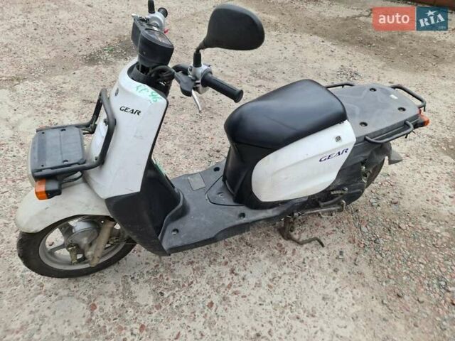 Белый Ямаха Gear 4T, объемом двигателя 0.05 л и пробегом 44 тыс. км за 750 $, фото 2 на Automoto.ua