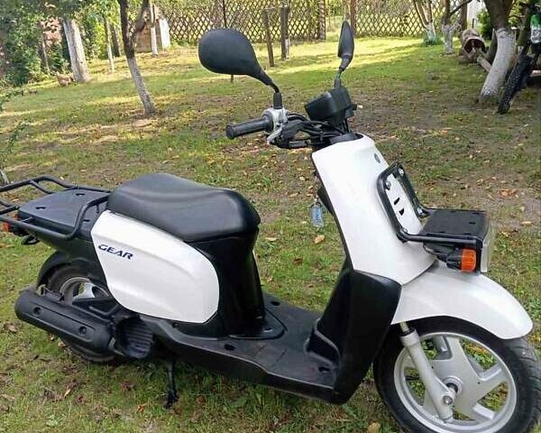 Белый Ямаха Gear 4T, объемом двигателя 0.49 л и пробегом 10 тыс. км за 1137 $, фото 4 на Automoto.ua