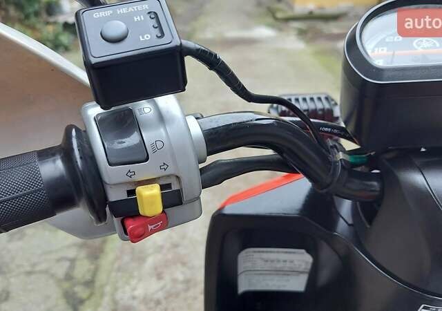 Красный Ямаха Gear 4T, объемом двигателя 0.05 л и пробегом 32 тыс. км за 800 $, фото 3 на Automoto.ua