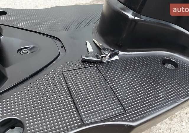 Красный Ямаха Gear 4T, объемом двигателя 0.05 л и пробегом 32 тыс. км за 800 $, фото 6 на Automoto.ua