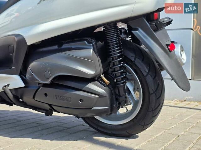 Белый Ямаха Grand Majesty 250 SG15J, объемом двигателя 0 л и пробегом 23 тыс. км за 1999 $, фото 9 на Automoto.ua
