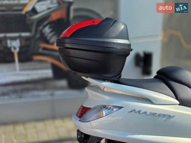 Белый Ямаха Grand Majesty 250 SG15J, объемом двигателя 0 л и пробегом 23 тыс. км за 1999 $, фото 6 на Automoto.ua