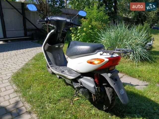 Белый Ямаха Jog SA36J, объемом двигателя 0.05 л и пробегом 24 тыс. км за 603 $, фото 2 на Automoto.ua
