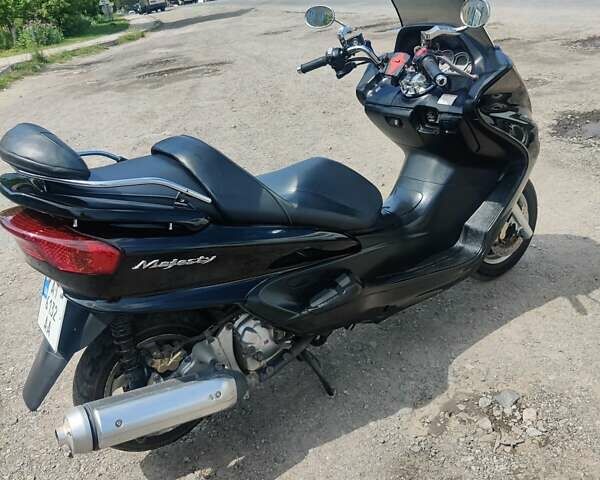Черный Ямаха Majesty 250, объемом двигателя 0.25 л и пробегом 35 тыс. км за 1600 $, фото 4 на Automoto.ua